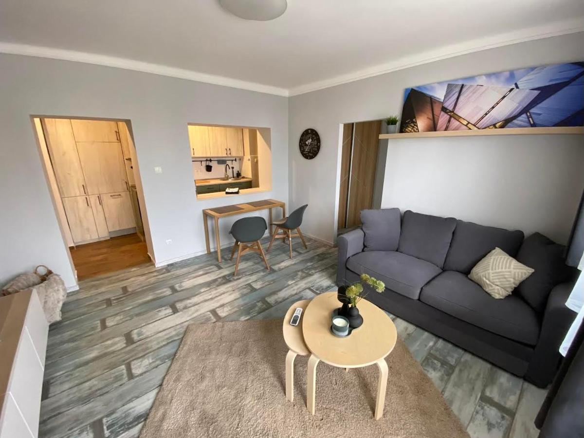 Chill Apartman มิชโคลซ์ ภายนอก รูปภาพ