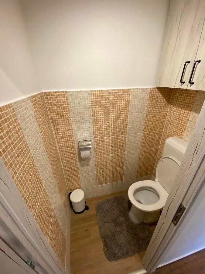 Chill Apartman มิชโคลซ์ ภายนอก รูปภาพ